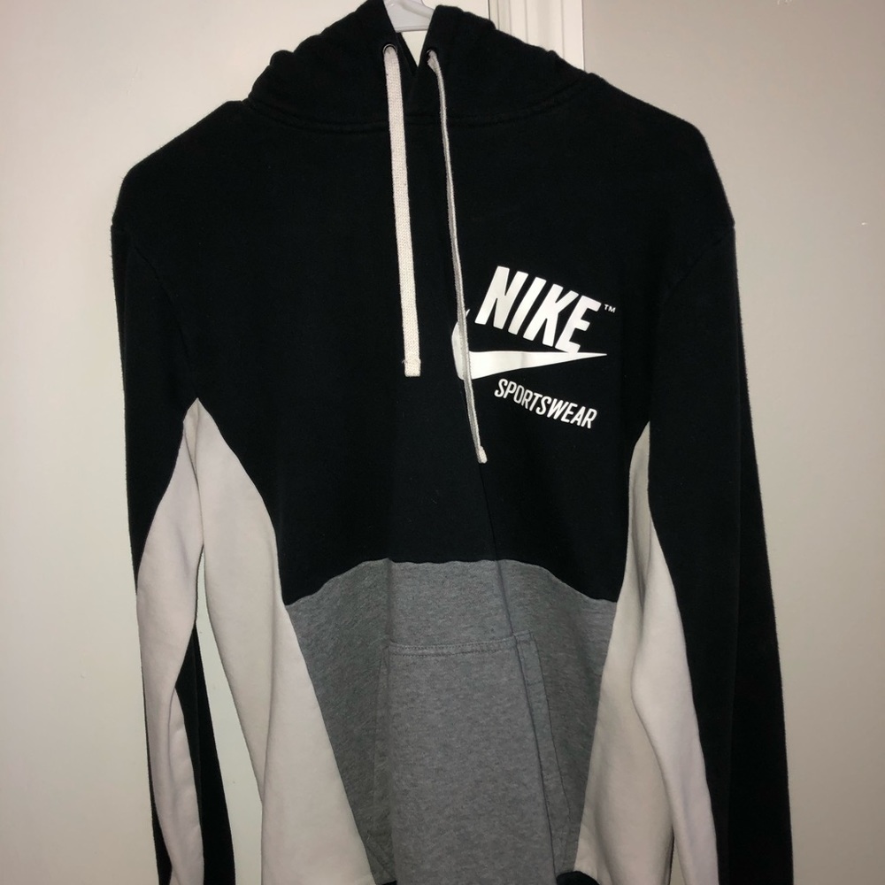 Nike sportswear hoodie